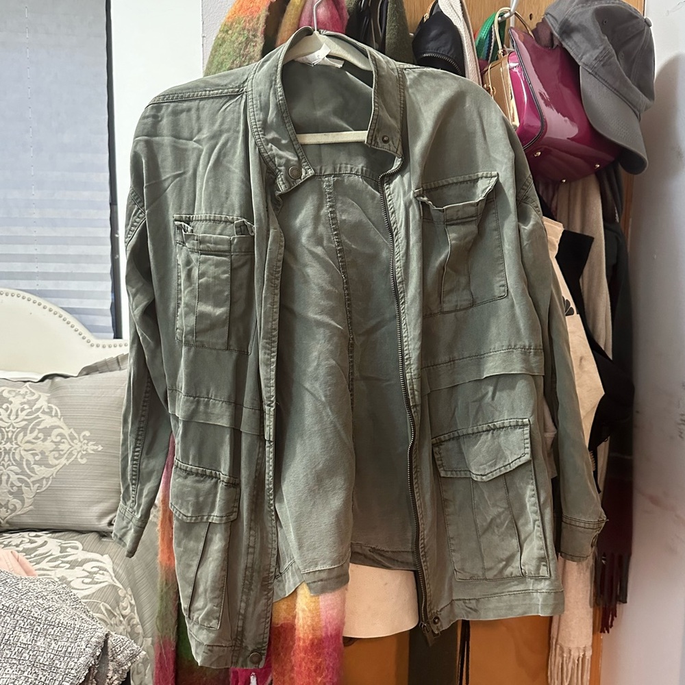 Vince camuto olive green cargo shirt jacket